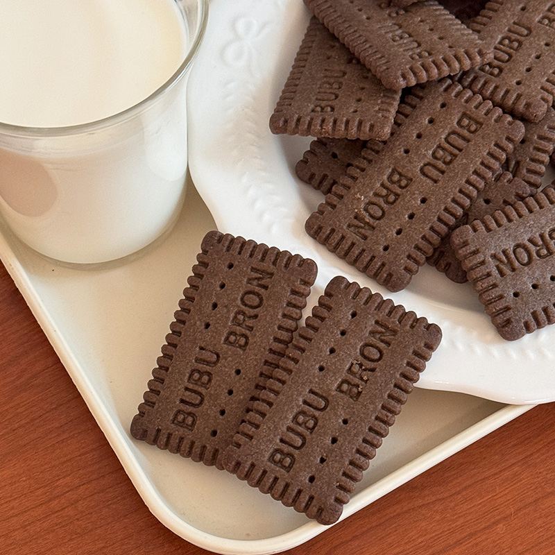 High calcium and iron cocoa flavored cookies